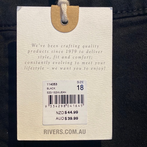 Rivers - “Plus Size” - Comfy Crop Black Pants - Size 18 - Picture 2 of 5